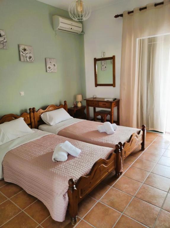 Apartment Aris Seaside Issos 2